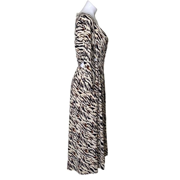 Torrid NWT $90 Side Cutout Knit Dress, Watercolor Zebra Women's Size 0 (12) - Picture 6 of 13